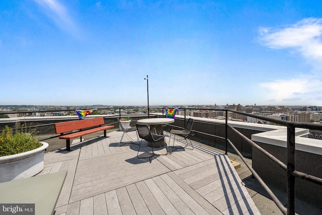 1615 Q St NW Unit 1001, Washington, DC 20009 - view of wooden deck