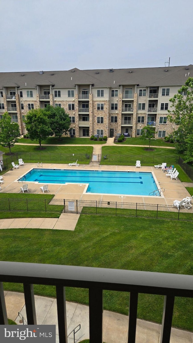 1000 Fountainview Cir Unit 1406, Newark, DE 19713 - view of community pool