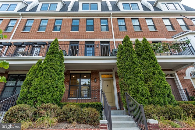 3334 7th St NE, Washington, DC 20017 - multi unit property with brick siding and a balcony