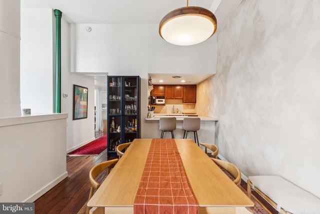 765 S 2nd St Unit G, Philadelphia, PA 19147 - dining area with wood finished floors and a towering ceiling