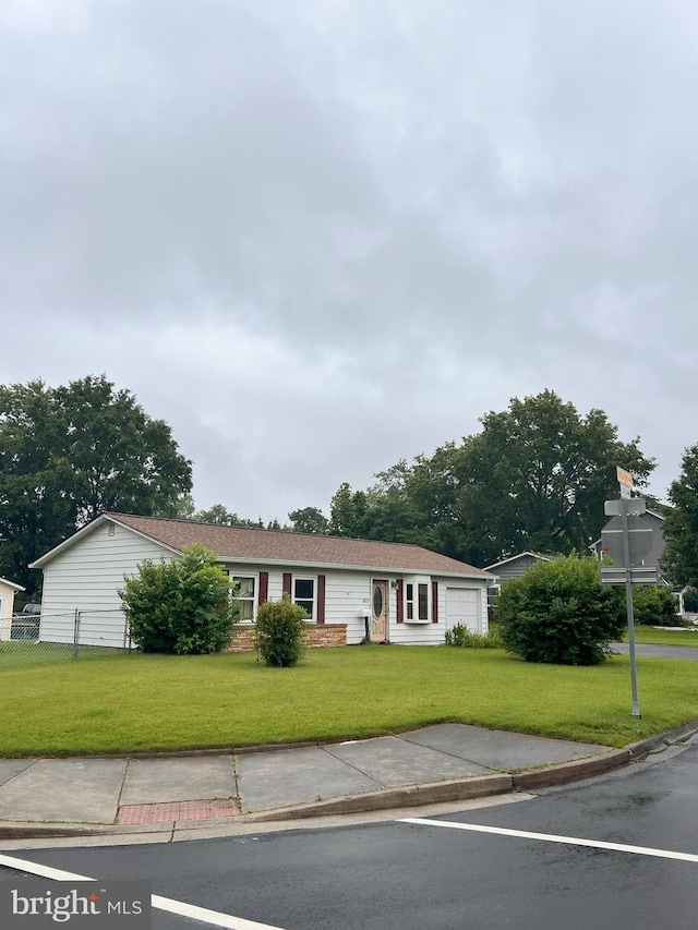 815 S Cypress Ct, Sterling, VA 20164 - ranch-style house with an attached garage