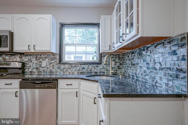 11 Sunset Ln, Bridgeton, NJ 08302 - kitchen with stainless steel appliances, white cabinets, and tasteful backsplash