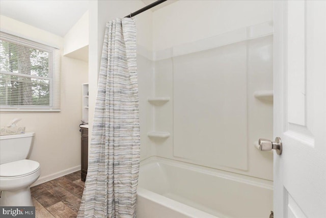 132 Erie Trl, Winchester, VA 22602 - bathroom featuring wood finished floors and shower / bath combo with shower curtain