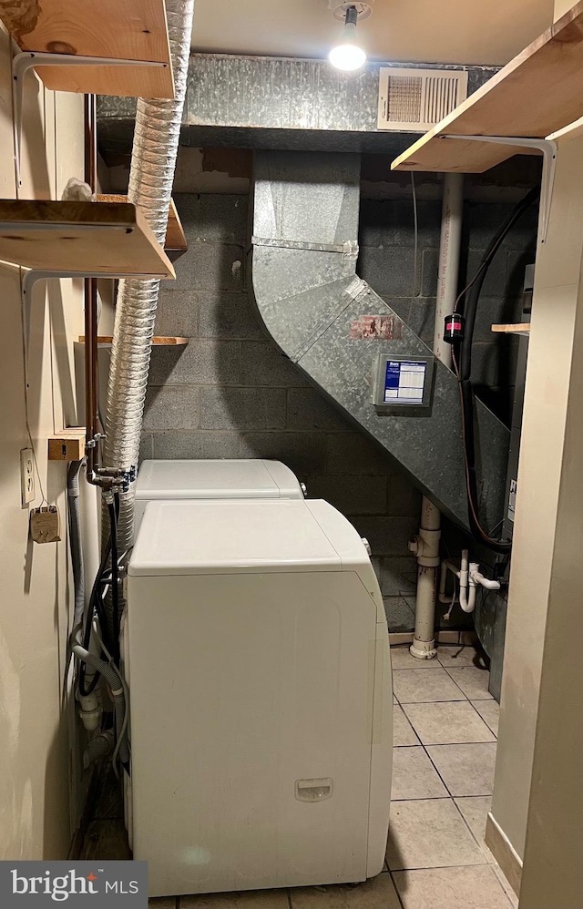 140 Joyceton Ter, Upper Marlboro, MD 20774 - utilities featuring washing machine and dryer