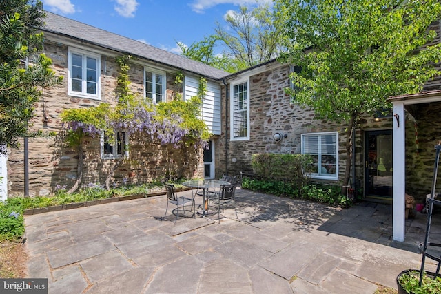 2622 Butler Pike, Plymouth Meeting, PA 19462 - view of patio featuring outdoor dining area