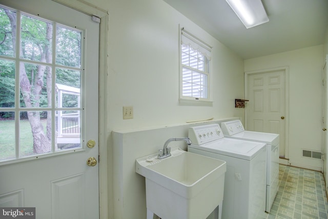 9708 S Park Cir, Fairfax Station, VA 22039 - washroom with independent washer and dryer