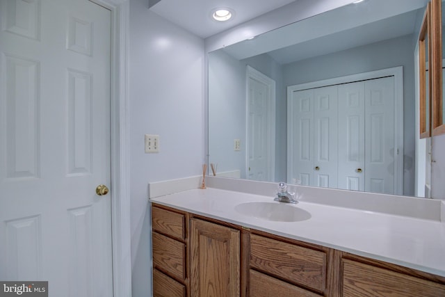 9708 S Park Cir, Fairfax Station, VA 22039 - bathroom with vanity