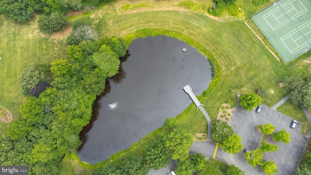9708 S Park Cir, Fairfax Station, VA 22039 - drone / aerial view of a large body of water