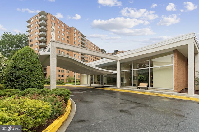 4201 Cathedral Ave NW Unit 122E, Washington, DC 20016 - view of property