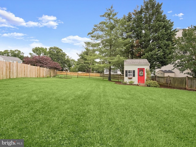 10267 Cedar Ridge Dr, Manassas, VA 20110 - fenced backyard with an outbuilding