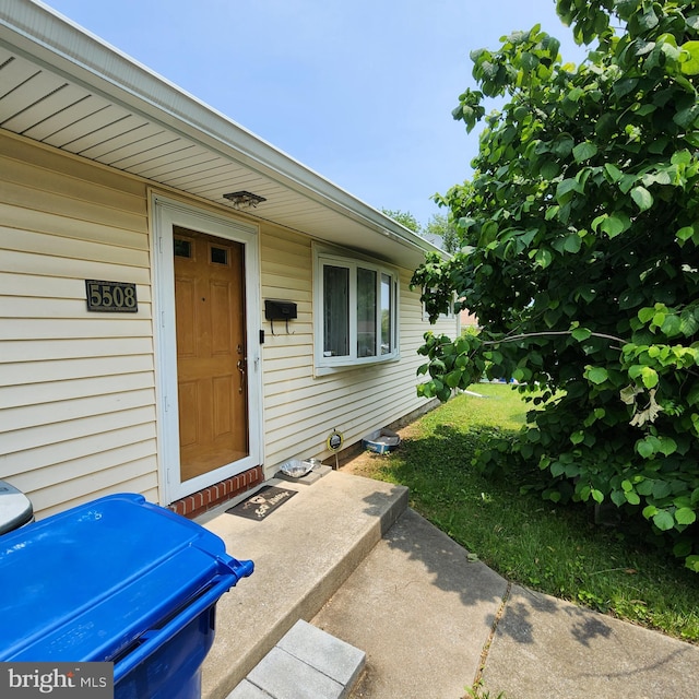 5508 Mayview Ave, Baltimore, MD 21206 - doorway to property