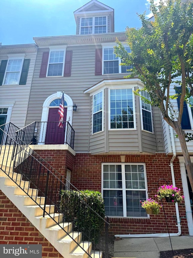 20 Harbour Heights Dr Unit 20, Annapolis, MD 21401 - townhome / multi-family property featuring brick siding
