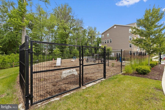 10544 Sally Ride Ln, Lanham, MD 20706 - surrounding community featuring a gate