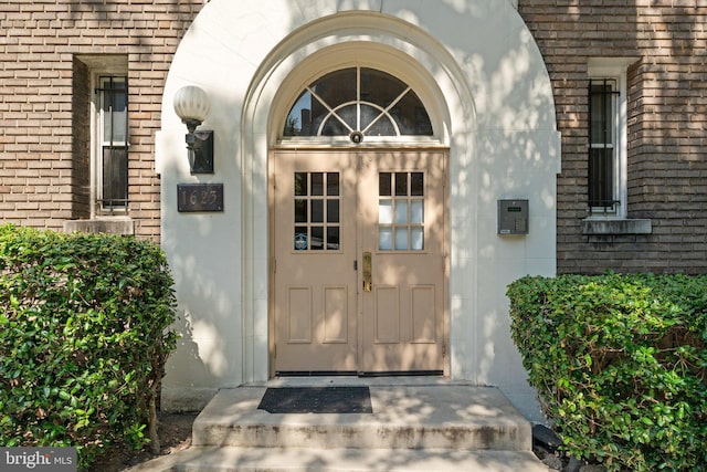 1623 Lanier Pl NW Unit 202, Washington, DC 20009 - doorway to property featuring brick siding