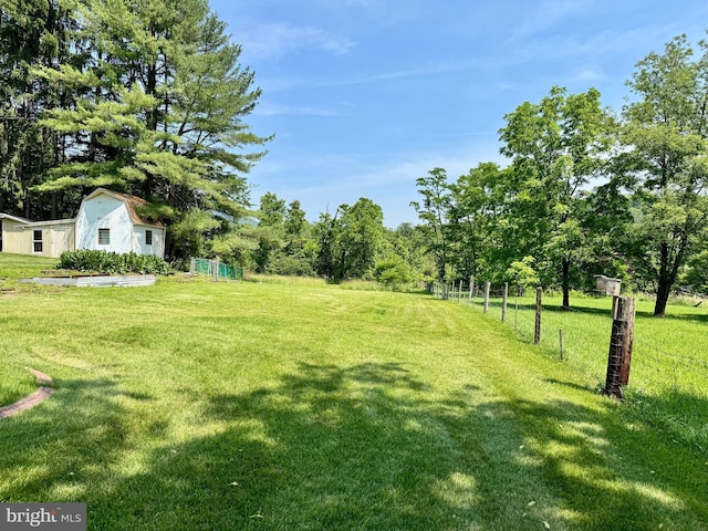 13709 Fir Tree Ln, Cresaptown, MD 21502 - view of green lawn