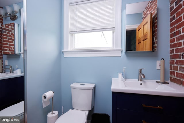 3238 P St NW, Washington, DC 20007 - bathroom with toilet and vanity