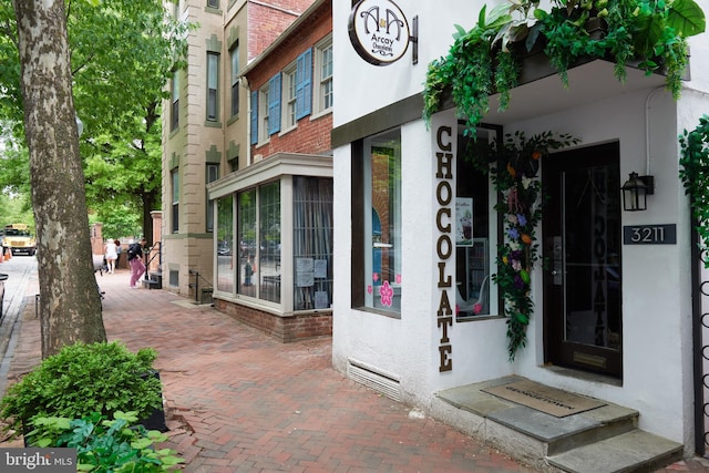 3238 P St NW, Washington, DC 20007 - view of building exterior