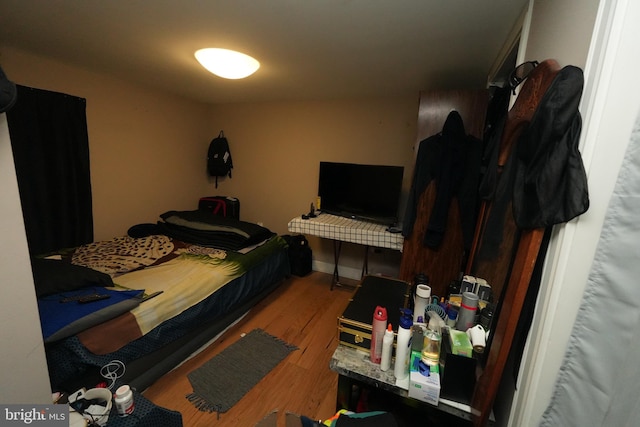 328 N Mechanic St, Cumberland, MD 21502 - bedroom featuring wood finished floors