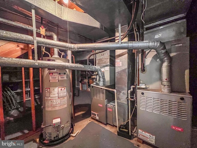 19 Pheasant Run Rd, New Hope, PA 18938 - utility room featuring water heater