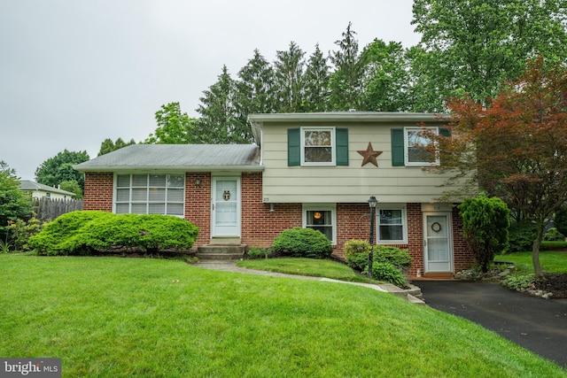 215 Murray Dr, Doylestown, PA 18901 - split level home with brick siding and driveway