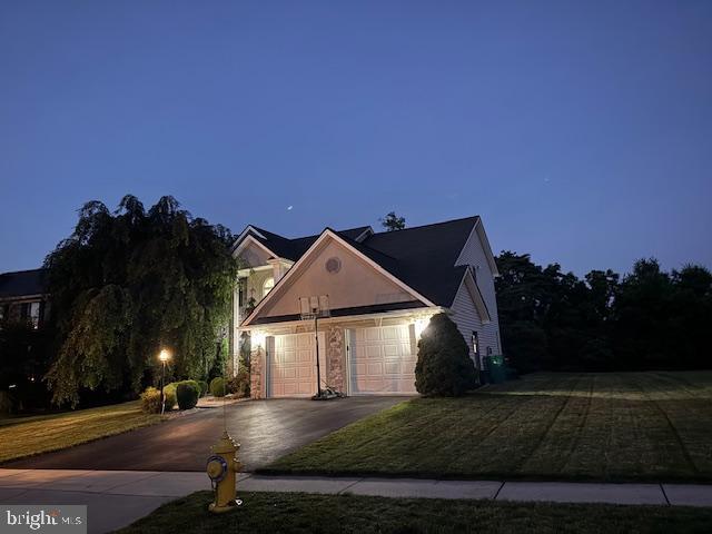 8 Jacobs Creek Dr, Hershey, PA 17033 - view of front of home featuring asphalt driveway and an attached garage