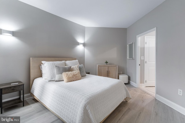 155 Potomac Psge Unit 237, National Harbor, MD 20745 - bedroom with wood finished floors