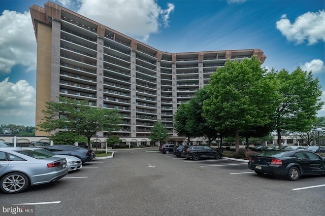 20630 Valley Forge Cir Unit 630, King Of Prussia, PA 19406 - view of apartment building / complex featuring uncovered parking