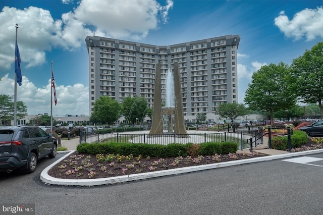 20630 Valley Forge Cir Unit 630, King Of Prussia, PA 19406 - view of apartment building / complex