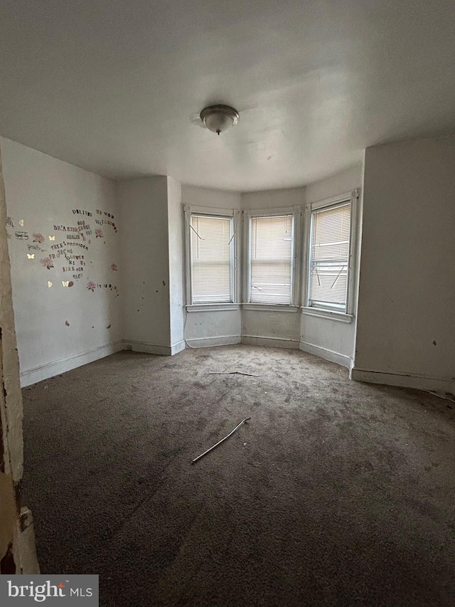 319 Bergen St, Gloucester City, NJ 08030 - carpeted spare room featuring baseboards