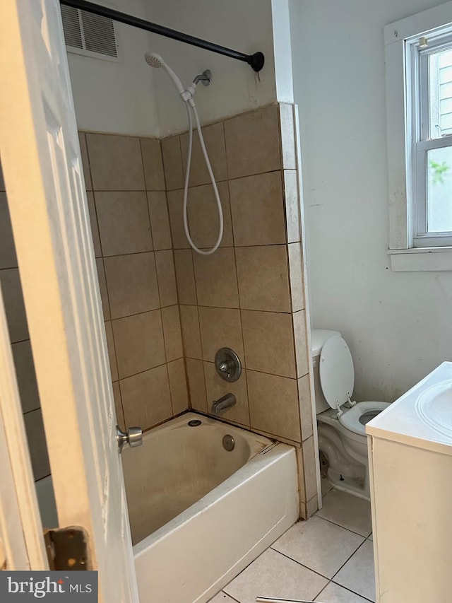 319 Bergen St, Gloucester City, NJ 08030 - bathroom featuring tile patterned floors, tub / shower combination, and vanity