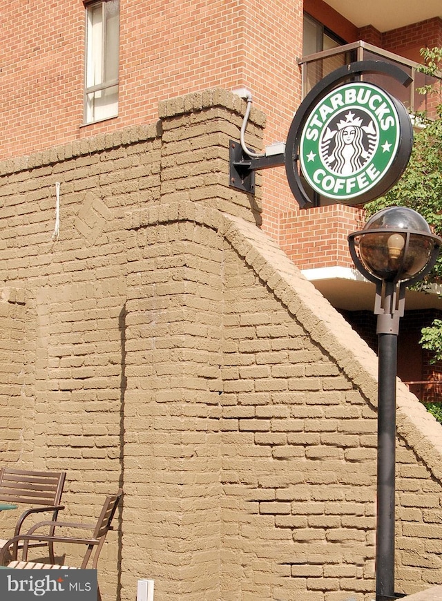 2800 Wisconsin Ave NW Unit 304, Washington, DC 20007 - exterior view of brick siding