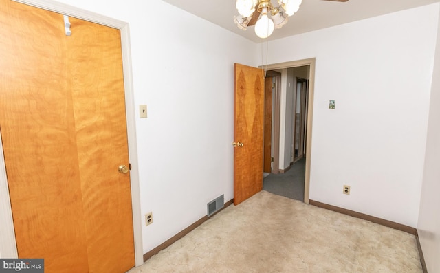 4239 Elbridge St, Philadelphia, PA 19135 - unfurnished room with carpet and a ceiling fan