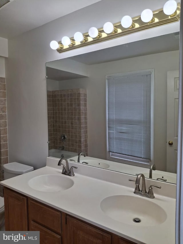 11021 Folksie Ct Unit 201, Manassas, VA 20109 - full bath featuring double vanity and toilet