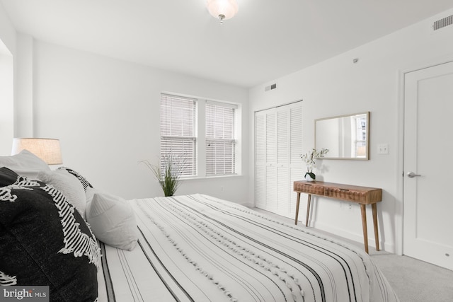 1314 Massachusetts Ave NW Unit 603, Washington, DC 20005 - carpeted bedroom with a closet