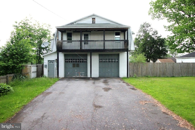 538 N 11th St, Philipsburg, PA 16866 - view of front of property featuring a balcony and driveway