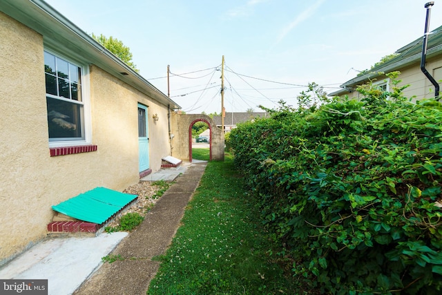 6 Carroll Rd, Catonsville, MD 21228 - view of yard