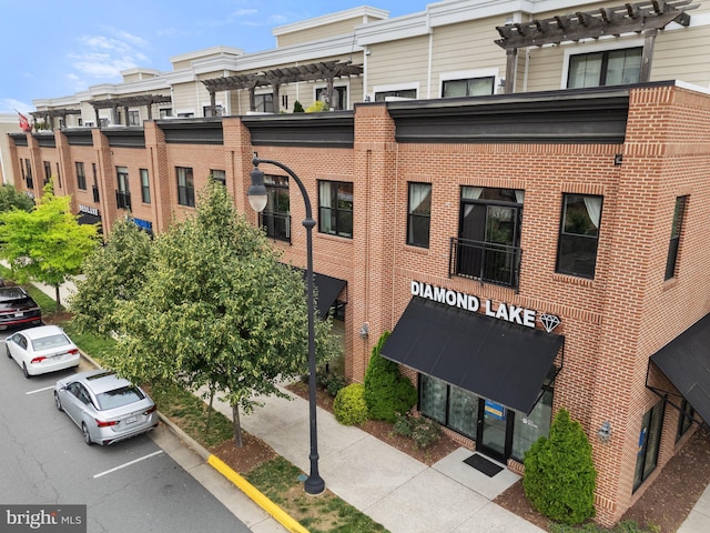 19278 Harlow Sq, Leesburg, VA 20176 - view of building exterior with uncovered parking