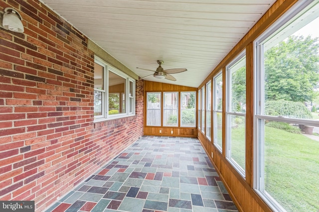 739 Brooke Cir, Morton, PA 19070 - unfurnished sunroom with vaulted ceiling, plenty of natural light, and a ceiling fan