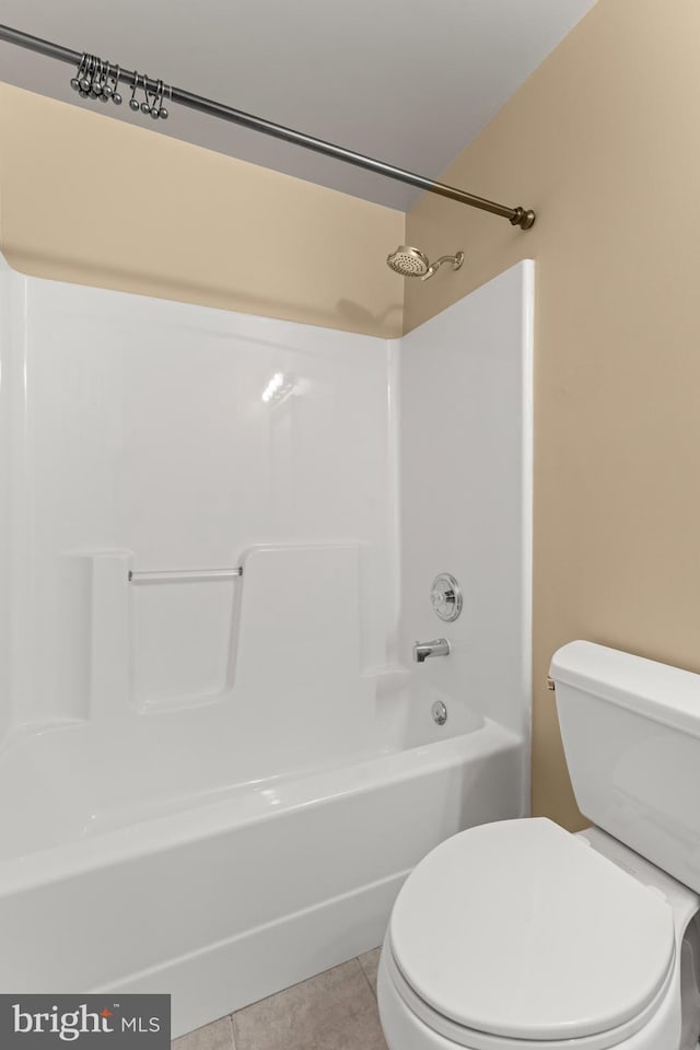 5522 Trout Run Rd, Clinton, MD 20735 - bathroom featuring shower / bath combination and tile patterned floors