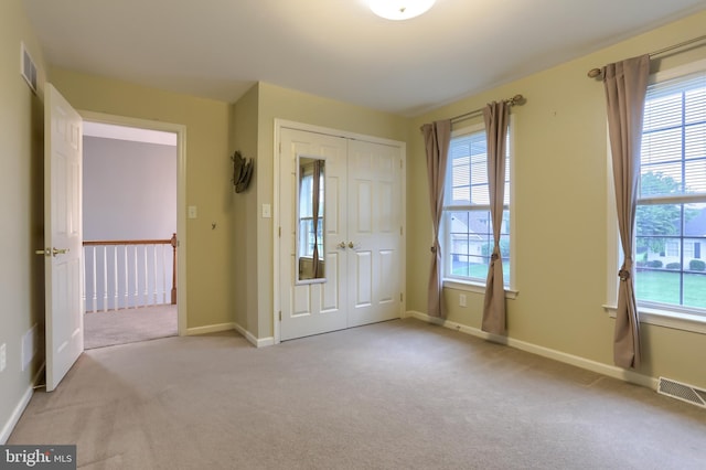 395 Olde Meadow Ln, Lebanon, PA 17042 - carpeted entrance foyer featuring baseboards