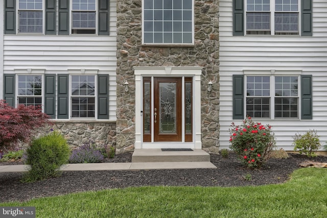 395 Olde Meadow Ln, Lebanon, PA 17042 - doorway to property featuring stone siding