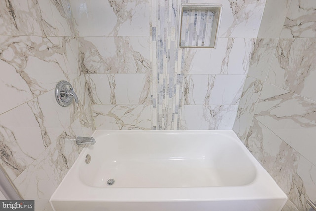 6203 Hopeton Ave, Baltimore, MD 21215 - full bathroom with washtub / shower combination