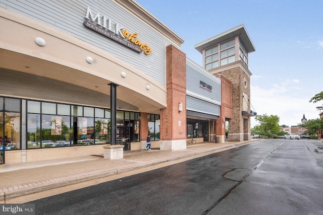 21895 Elkins Ter Unit 301, Sterling, VA 20166