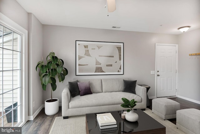 21895 Elkins Ter Unit 301, Sterling, VA 20166