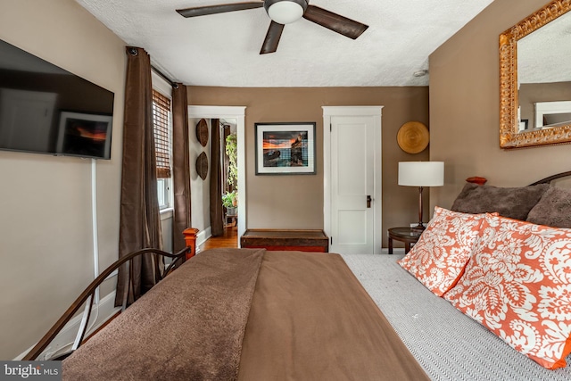 227 Ruby St, Lancaster, PA 17603 - bedroom featuring a ceiling fan and a textured ceiling