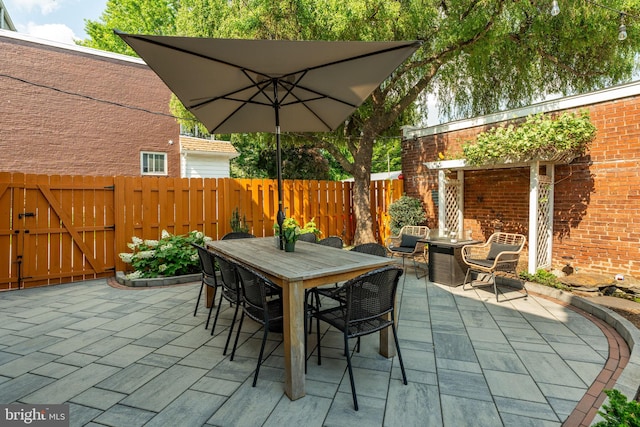 227 Ruby St, Lancaster, PA 17603 - view of patio with outdoor dining area and a gate