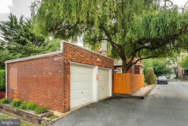 227 Ruby St, Lancaster, PA 17603 - view of garage
