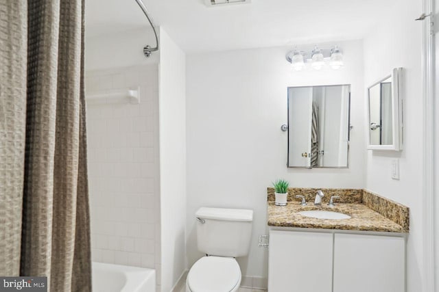 1401 17th St NW Unit 610, Washington, DC 20036 - full bath featuring vanity and shower / bath combination with curtain