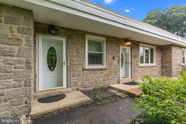 352 Concord Rd, Glen Mills, PA 19342 - property entrance featuring stone siding
