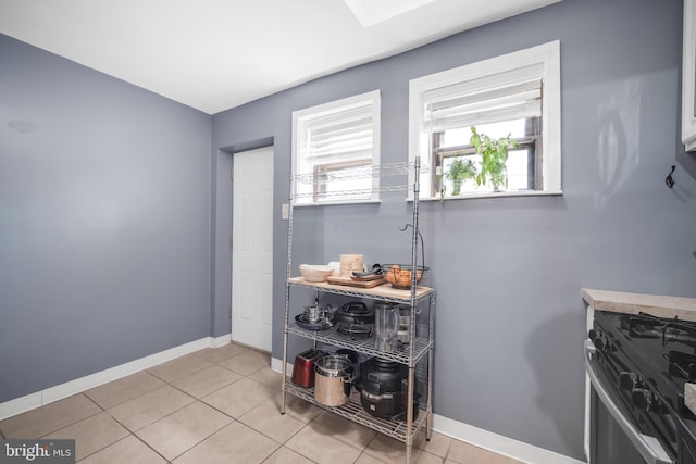 864 Moyer St, Philadelphia, PA 19125 - interior space featuring light tile patterned floors and baseboards